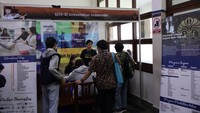 Seminar pendidikan tersebut dihadiri oleh tamu undangan, para siswa dan guru sekolah-sekolah lain, orang tua siswa, dan seluruh siswa Kolese Kanisius kelas X, XI, dan XII. Foto: (Kolese Kanisius)