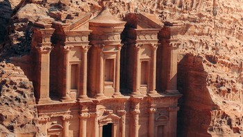 Ad Deir, Petra, Yordania Foto: Boredpanda