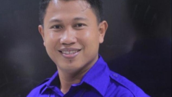 Guru Madrasah Aliyah Negeri 3 Jembrana, Ahmad Yasir Najih