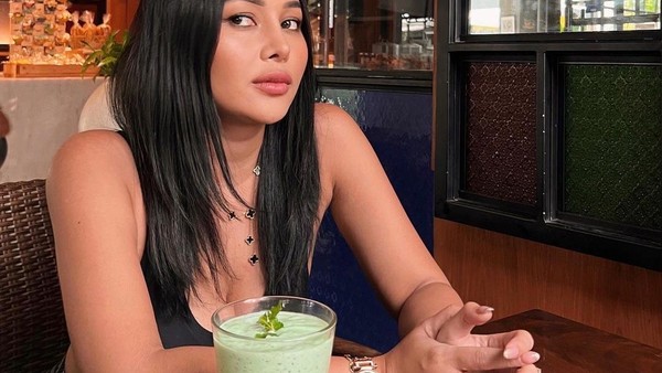 Mutia Ayu Kulineran di Bali, Ini Momen Keseruannya!