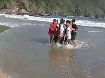 4 Kasus Wisatawan Nahas yang Terseret Ombak di Jawa Timur