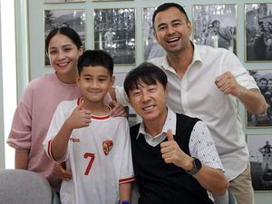 Lengah Dikit! Shin Tae-yong ke Rumah Raffi Ahmad, Ngapain?