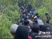 Sederet Fakta Pendaki Harus Antre Panjang Menuju Puncak Gunung Kelud