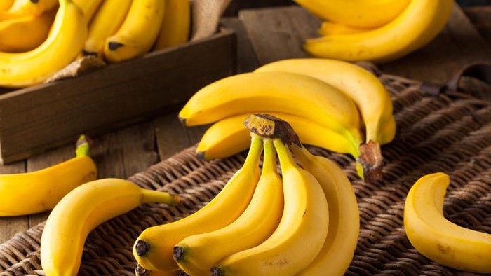 Makan buah pisang tidak boleh dicampur dengan beberapa makanan lain
