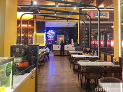 Mencicip Cheesecake Viral dari Singapura di Cat & the Fiddle, Kelapa Gading