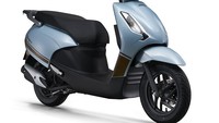 Beralih ke fitur, Honda Spacy 125 sudah dilengkapi beberapa teknologi standar untuk menunjang mobilitas. Mulai dari pencahayaan full LED, panel instrumen digital, ACG Starter dan Idling Stop System atau ISS. Foto: Doc. Wuyang Honda.