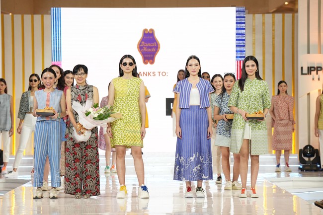 Danar Hadi mengambil bagian dalam Fashion Runway, yang merupakan rangkaian acara perayaan ulang tahun Lippo Mall Kemang yang ke-12, bertema Twelve Triumphant. Foto: Dok. Lippo Mall Kemang