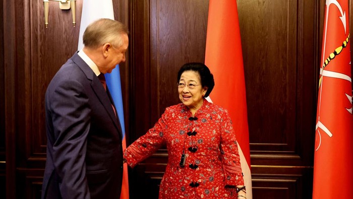 Megawati menghadiri jamuan Gubernur St Petersburg Alexander Beglov. (Foto: dok. PDIP)