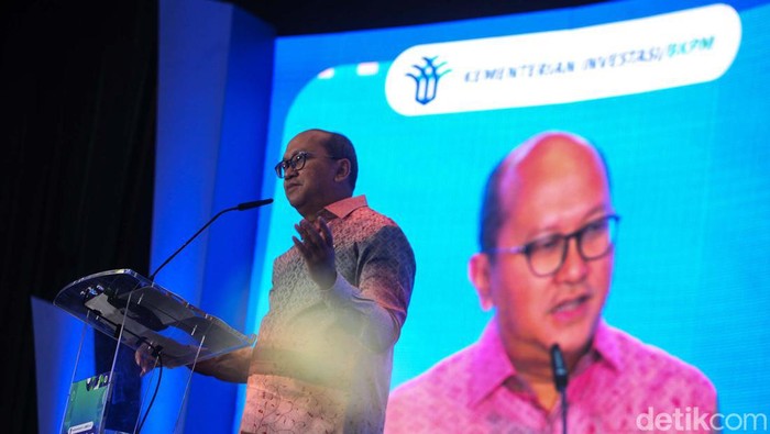 Menteri Investasi/Kepala Badan Koordinasi Penanaman Modal (BKPM) Rosan Roeslani menutup detikcom Leaders Forum di Hotel St Regis, Jakarta Selatan, Selasa (17/9/2024).