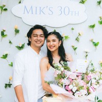 Mikha Tambayong baru saja merayakan ulang tahunnya yang ke-30 pada 15 September. Istri Deva Mahenra itu membuat perayaan bersama keluarga dan orang-orang terdekatnya. Foto: Instagram/@miktambayong