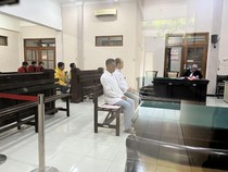Pedagang-Pengepul Sisik Trenggiling di Mojokerto Dituntut 8-9 Bulan Bui