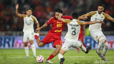 Persija Ditahan Imbang Dewa United