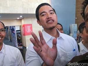 Kaesang Rencana Naik Pesawat Komersil tapi Temannya Searah Jadi Nebeng ke AS