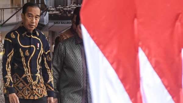 Dukung Ekonomi Syariah, Jokowi Resmikan Islamic Financial Center