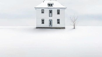 Karya Janet Capling menjadi Juara Kedua Kategori Architecture. Foto: The Minimalist Photography Awards