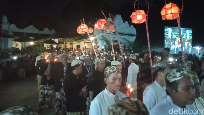 Tradisi panjang jimat di Keraton Kasepuhan Cirebon