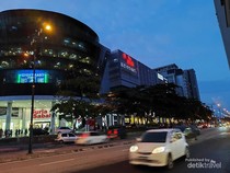 Suasana Malam Kota Kinabalu yang Cukup Memukau
