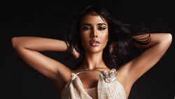 Potret Vina Anggi Sitorus Rela Kubur Mimpi Jadi Miss Universe Indonesia 2024