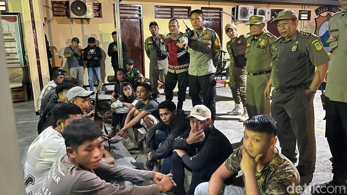 21 Pengamen di Kota Mojokerto Ditangkap Polisi