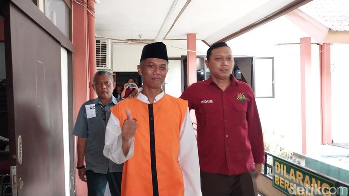 Abdul Rahman terdakwa pemutilasi di Malang