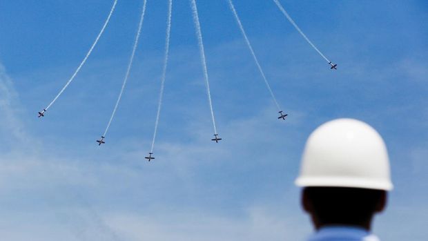 Bali International Air Show 2024 resmi berlangsung mulai hari ini, Rabu (18/9). Agenda yang diikuti oleh puluhan negara tersebut berlangsung sampai Sabtu (21/9).