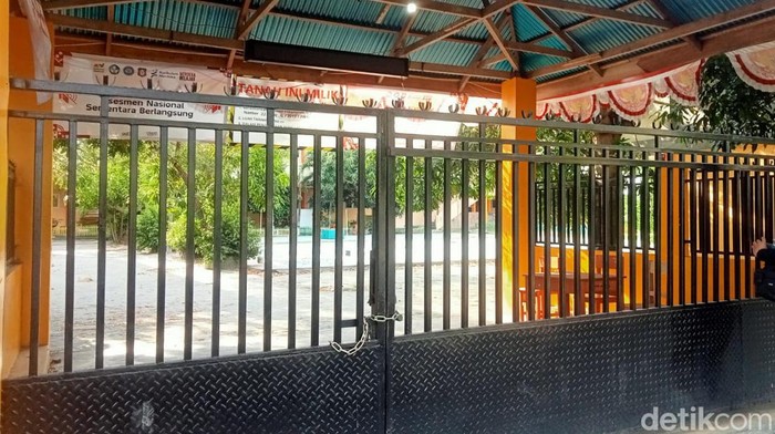 Bangunan sekolah SMK Kesehatan Bakti Nusantara di Kota Gorontalo disegel ahli waris.