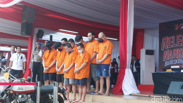 Bareskrim Polri membongkar pencucian uang Rp 2,1 tiriliun hasil peredaran jaringan narkoba