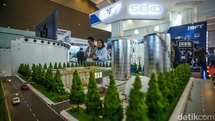 Beragam teknologi pengelolaan air bersih, limbah serta energi terbarukan dihadirkan dalam pameran di Jakarta. Yuk lihat.