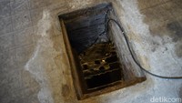 Bunker ini ditemukan di salah satu rumah warga kampung batik Laweyan Solo. Rumah dengan ruangan bawah tanah itu sempat tak terawat setelah pewarisnya, Harun Mulyadi, meninggal. Rumah itu lalu dirawat oleh warga sekitar, kini dikenal sebagai objek wisata Bunker Setono.
