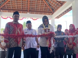 Sambangi Desa Blanceran, Bupati Klaten Resmikan Gedung Pandawa