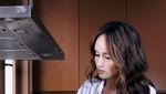 Cantiknya Cinta Laura Saat Masak dan Kulineran di Luar Negeri