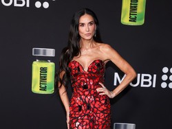 Curhat Demi Moore Berjuang Kurus, Bersepeda 96 Km Sehari Setelah Melahirkan