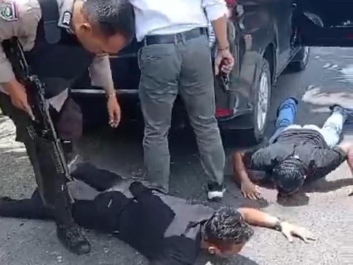 Direktorat Reserse Narkoba Polda Riau melakukan pengamanan terhadap Briptu W yang terjerat jaringan narkoba