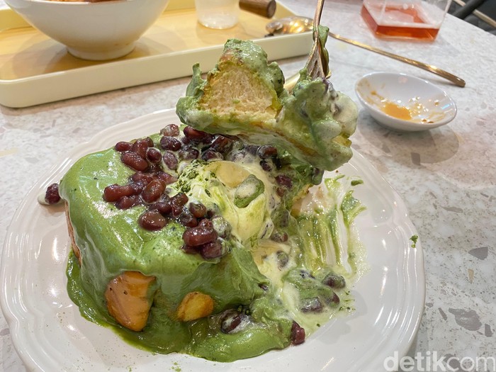 Furawa Cafe Furawa Cafe, kafe dessert di Gading Serpong yang tawarkan menu toast hingga kakigori