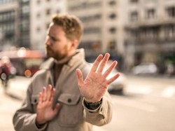 10 Cara Bilang Tidak Tanpa Menyakiti Perasaan dengan Sopan