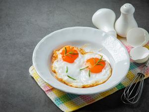 Nggak Kaleng-kaleng, Ini 5 Manfaat Makan Telur Saat Sarapan