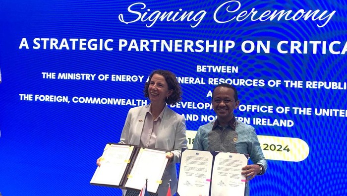 Kementerian Energi dan Sumber Daya Mineral (ESDM) melakukan penandatanganan nota kesepahaman (MoU) dengan Kementerian Luar Negeri dan Pembangunan Inggris (FCDO).