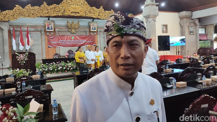 Ketua DPRD Tabanan I Nyoman Arnawa seusai pelantikan, Selasa (17/9/2024).