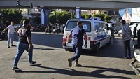 Israel dicurigai sebagai dalang ledakan mematikan tersebut. Hizbullah memang menyalahkan Israel. (AP Photo/Hassan Ammar)