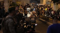 Selasa (17/9/2024), ledakan pager ini terjadi di Beirut Selatan, Lebanon. Sembilan orang tewas, ada hampir 3 ribu orang cedera akibat ledakan gawai elektronik yang sudah jarang digunakan di zaman ini atau barang kecil pendahulu ponsel genggam itu. AP Photo/Hassan Ammar