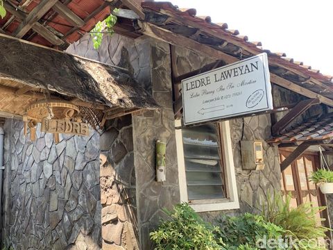 Ledre Laweyan, kuliner jadul di Kampung Batik Laweyan, Kota Solo, Jawa Tengah, Jumat (13/9/2024).