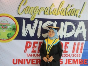 Kuliah Sambil Nyantri, Mia Bisa Tetap Berprestasi & Langganan Juara Olimpiade Sains