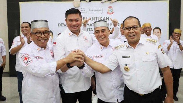 Moh Ramdhan Danny Pomanto foto bareng Ilham Arief Sirajuddin, Adnan Purichta Ichsan, dan Syamsu Rizal.