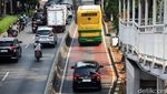 Nggak Kapok-kapok, Pengendara Nekat Terobos Jalur TransJ