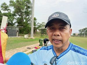 Empat Pertandingan Tanpa Kemenangan, Pelatih SFC Jafri Sastra Dievaluasi
