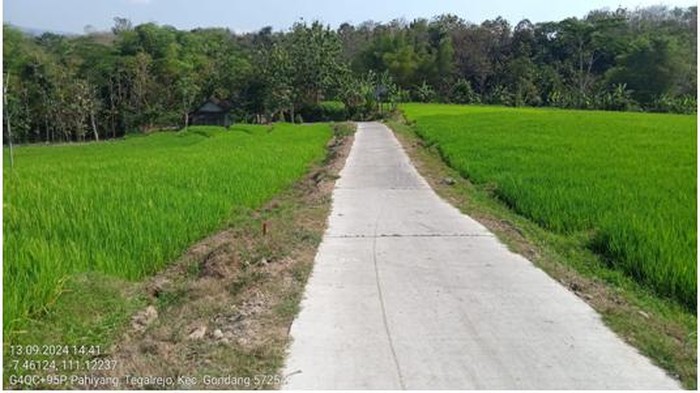Pembangunan Jalan Buak-Cepit, Kecamatan Gondang, Kabupaten Sragen.