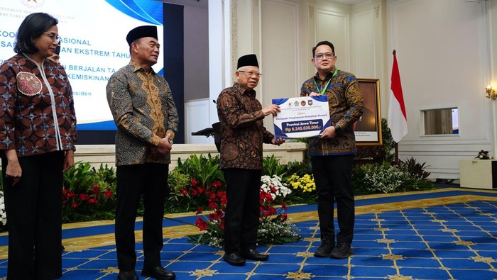 Pemprov Jatim raih dana insentif fiskal dari Wapres Maruf Amin