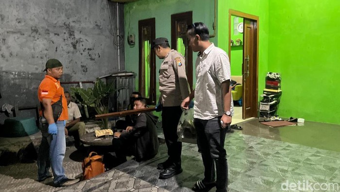Pencurian rumah guru di Mojokerto