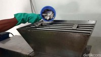 Plan Manager Berikan Bahari, Fatih mengatakan pengolahan HPI bermula dari pengumpulan ikan-ikan segar yang didapatkan dari nelayan. Dia bilang ikan-ikan ini merupakan ikan yang bernilai ekonomis rendah.