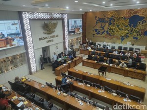 Seluruh Anggota DPR RI Akan Dapat Tanda Penghargaan di Akhir Masa Jabatan